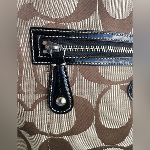 Coach Laura Signature Tote – Khakis/Black - Picture 9 of 15